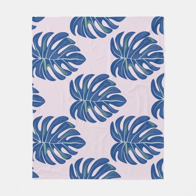 Tropical Leaves Fashionable Seamless Pattern Fleece Blanket (Front)