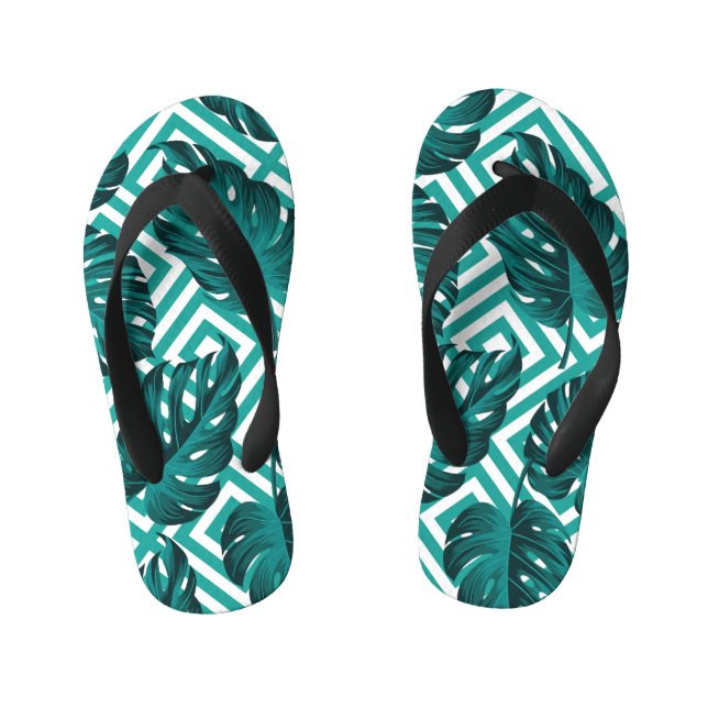Tropical Leaves: Floral Seamless Pattern. Kid's Jandals (Footbed)