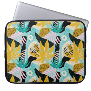 Tropical Rainforest Leaves Pattern Laptop Sleeve
