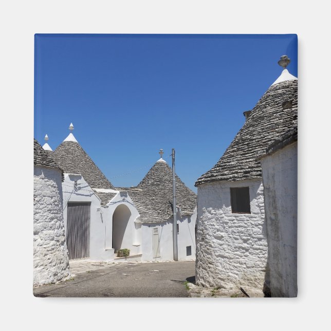Trulli houses in Alberobello, Puglia magnet (Front)