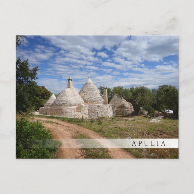 Trulli houses in Puglia/Apulia Postcard (Front)