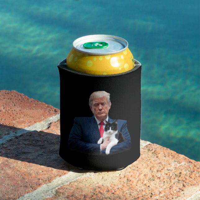 Trump 2024 Cat MAGA Funny Trump Cat Can Cooler (In Situ Pool)