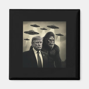 Trump Bigfoot Ufo Alien Encounter Conspiracy Funny Magnet