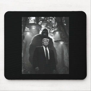 Trump Bigfoot Ufo Alien Encounter Uap Invasion Con Mouse Pad