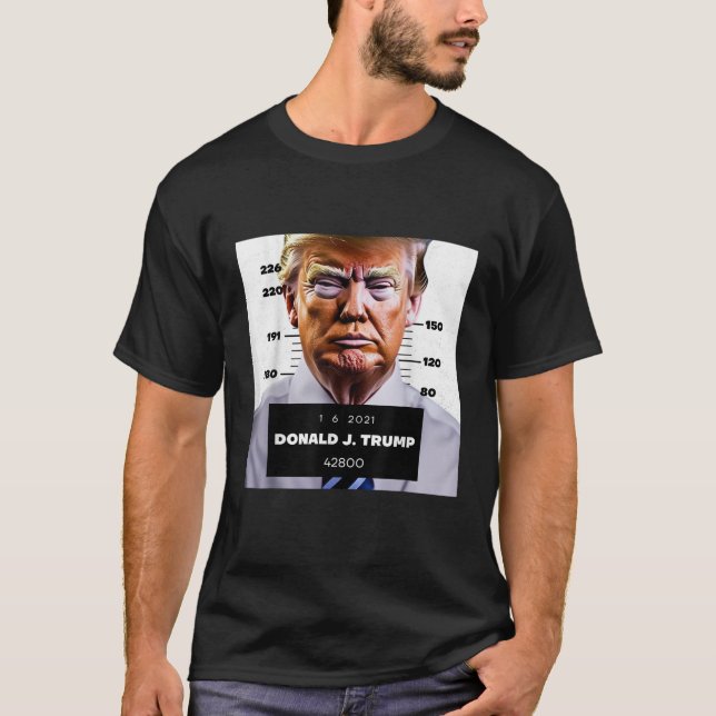Trump s mugshot T Shirt (Front)