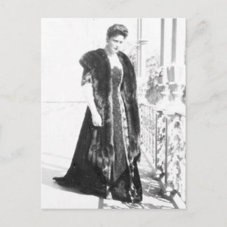 Tsarina Alexandra of Russia, spouse Tsar Romanov Postcard