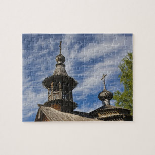 Ttraditional wooden Russian Orthodox church Jigsaw Puzzle