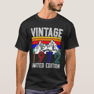 Turning 40 Birthday Decorations Men 40Th Bday 1982 T-Shirt