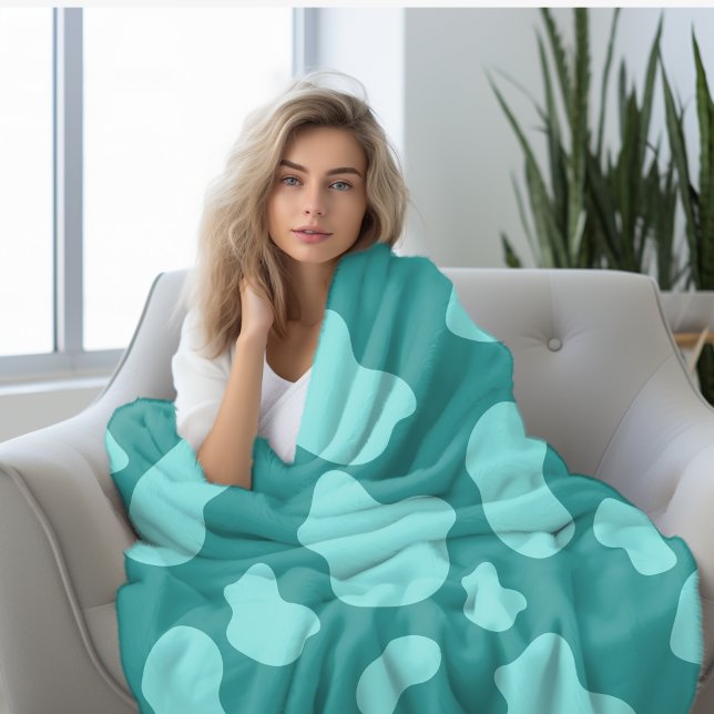 turquoise cow print  fleece blanket (Creator Uploaded)
