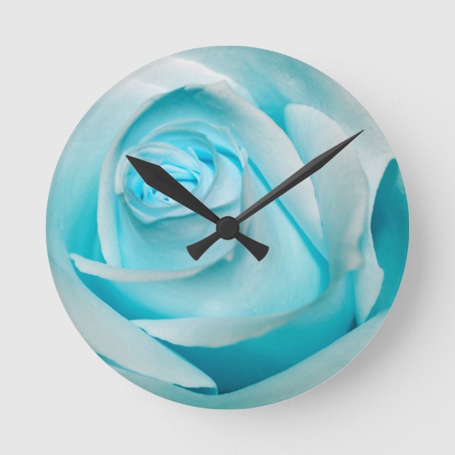 Turquoise Ice Rose Round Clock (Front)