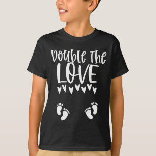 Twin Pregnancy Valentines Day Pregnant Mom Baby An T-Shirt