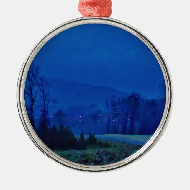 Twinkling Lights in a Blue Mountain Mist Metal Tree Decoration (Front)