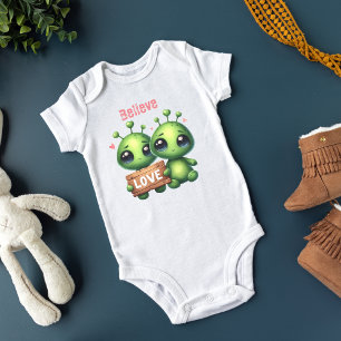 two baby aliens Love UFO Believe scifi top