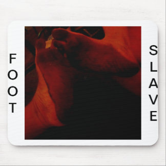 TWO DIRTY FEET MOUSE PAD