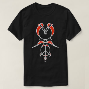 Two kissing birds design T-Shirt