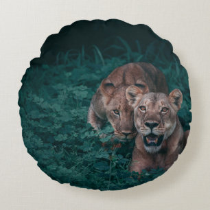 TWO LIONESS ON GREEN PLANTS ROUND CUSHION