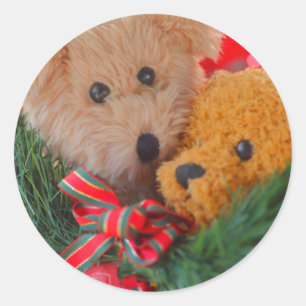 Two teddy bears with greenery envelope seal