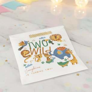 Two wild safari animals kids birthday party favour bags