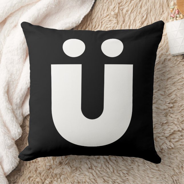 TYP(O) Creations: Umlaut Ü Cushion (Blanket)