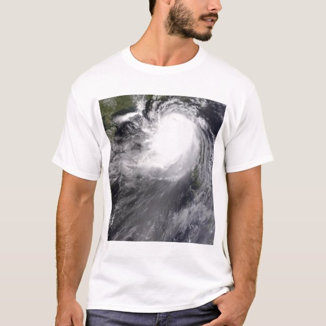 Typhoon Nuri approaching China T-Shirt (Front)