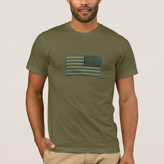 U.S military flag badge T-Shirt (Front)