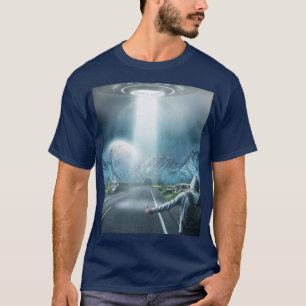 UFO Alien Spaceship Hitchhiker Tee T-Shirt