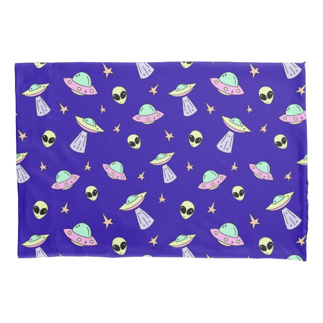 🛸 UFO Cosmic Glow 👽 Alien Faces & Stars Blue  Pillowcase (Front)