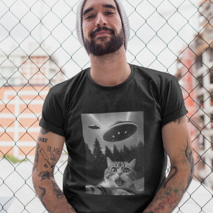 UFO Drone Funny Cat Selfie T-Shirt