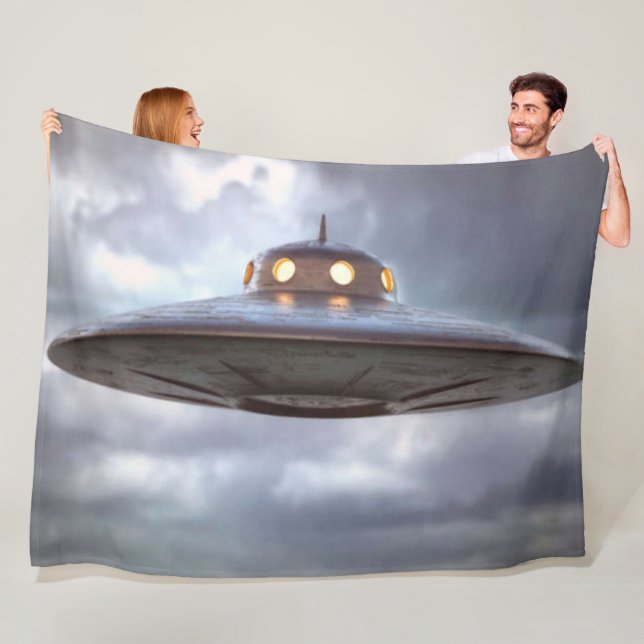 UFO FLEECE BLANKET (In Situ)