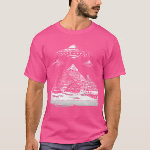 Ufos  Aliens Over Pyramids Flying Saucer Extraterr T-Shirt