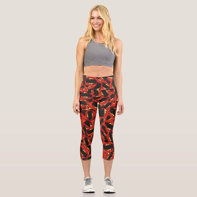 Ugly open mouth graphic motif random pattern capri leggings (Front)