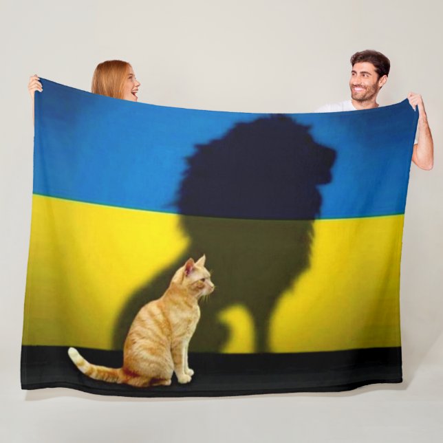 UKRAINE FLEECE BLANKET (In Situ)