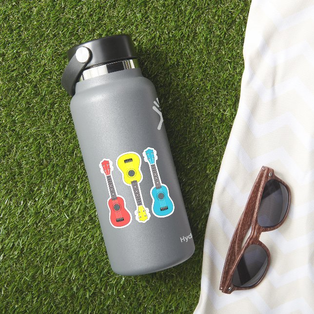 Ukulele guitar 3 pcs in colour (HydroFlask Insitu)