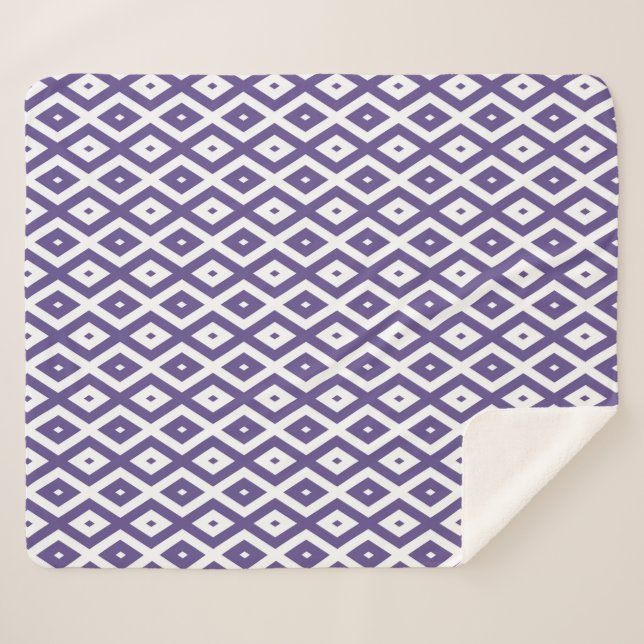 Ultra violet and white diamond pattern sherpa blanket (Front (Horizontal))