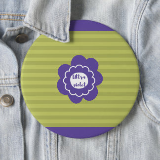 Ultra violet pantone 2018 design 6 cm round badge