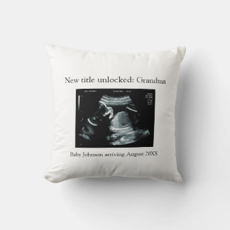 Ultrasound Pregnancy Announcement – Grandma to be Cushion