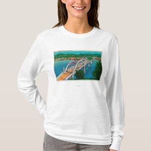 Umpqua River Bridge in Reedsport, Oregon T-Shirt