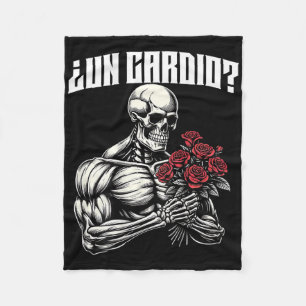 Un Cardio Espalda. Calaca Con Flores Rosas  Fleece Blanket
