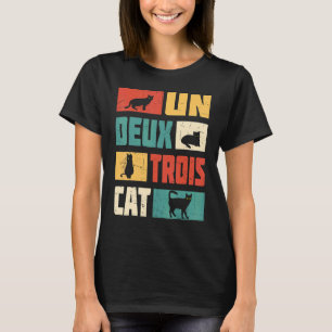Un Deux Trois Cat Cute Retro Vintage Cat 1 T-Shirt