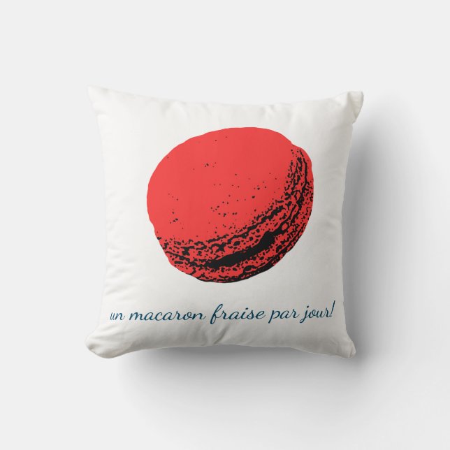 un macaron fraise par jour! cushion (Front)