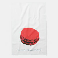 un macaron fraise par jour!