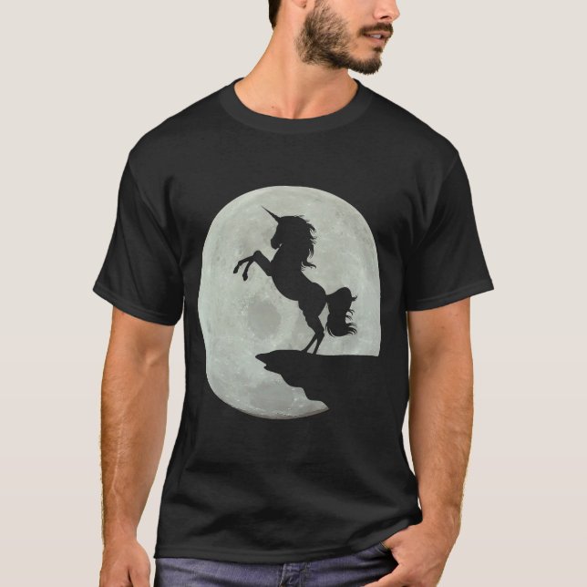 Unicorn in the moonlight T-Shirt (Front)