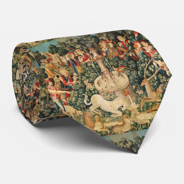 UNICORN IS FOUND / Fountain and Other Animals Tie (Rolled)