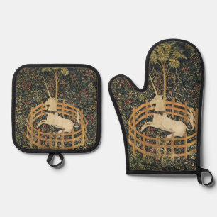Unicorn Tapestries Classic Tapestry  Oven Mitt & Pot Holder Set