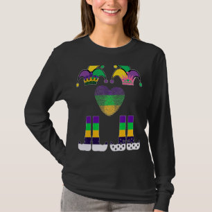 Unique Mardi Gras Love Heart Gnome Jester Couple M T-Shirt