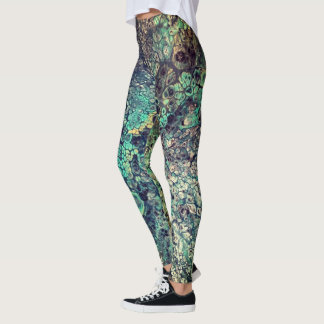 Unique motives for unique movements. leggings