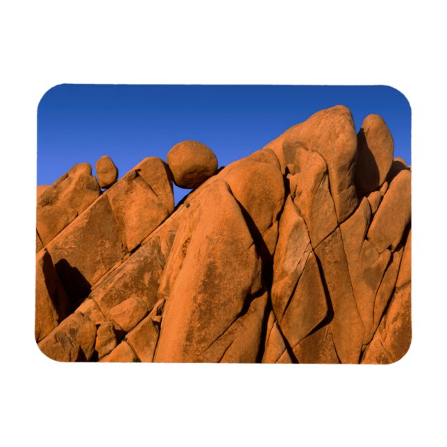 Unique rock formation, California Magnet (Horizontal)