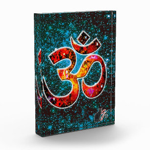 Universal OM Hum Photo Block