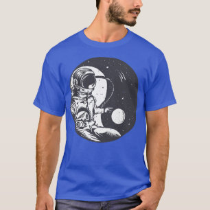 Universe Galay Astronaut Ying Yang  T-Shirt
