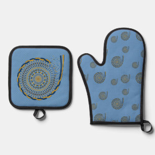 Unraveling Oven Mitt & Pot Holder Set